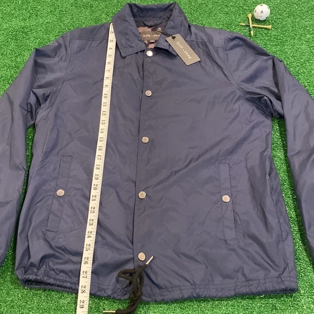 Mens Slate and Stone button up windbreaker. Size Medium.